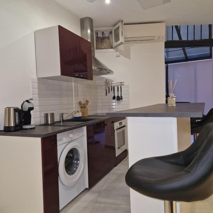 Appartement Vieille-ville De 2 Pieces Proche Nice