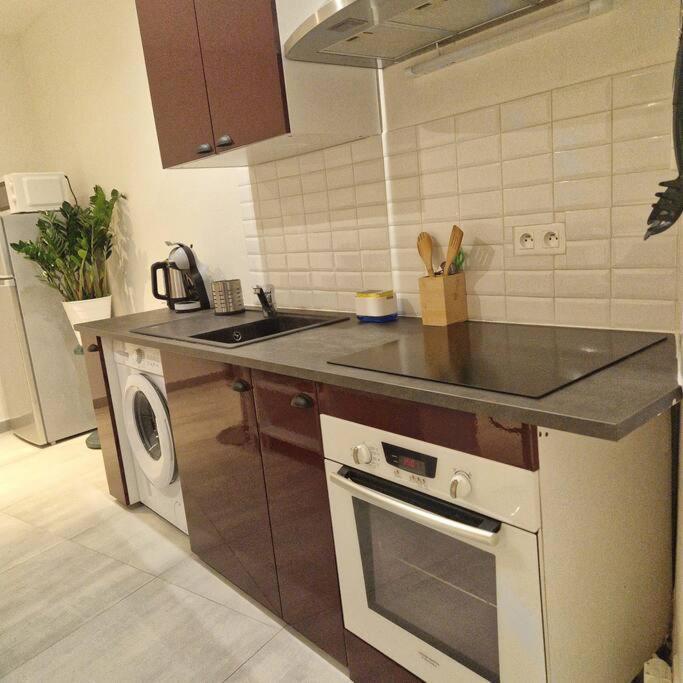 Vieille-ville De 2 Pieces Proche Appartement
