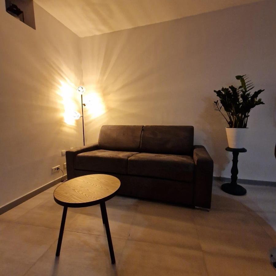 Vieille-ville De 2 Pieces Proche Appartement *
